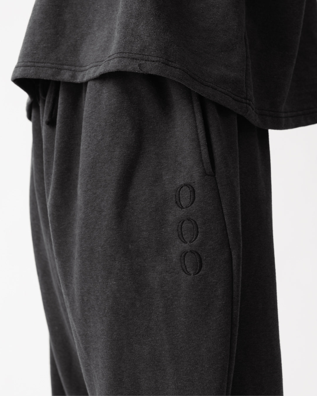 OOO Flared Sweatpants